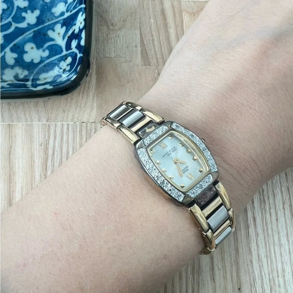 Anne Klein brand anne